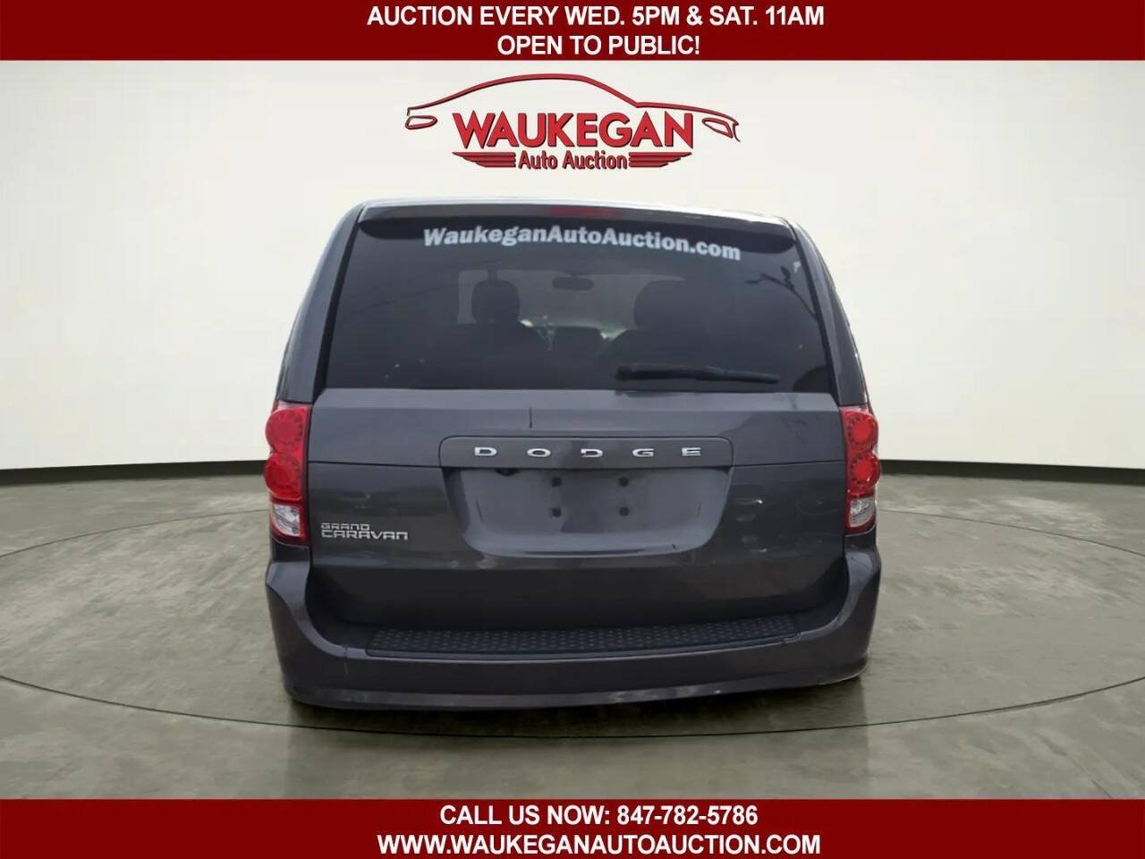 Used 2017 Dodge Grand Caravan SE FWD image 6
