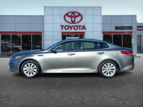 Used 2016 Kia Optima EX image 3
