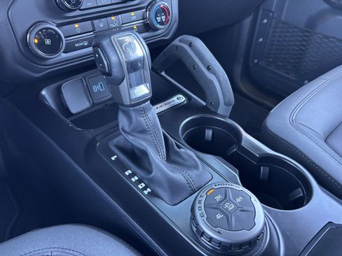 Used 2024 Ford Bronco Big Bend image 26