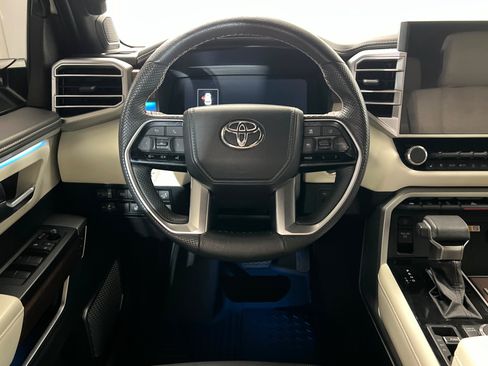 Used 2023 Toyota Sequoia Capstone AWD/4WD image 12