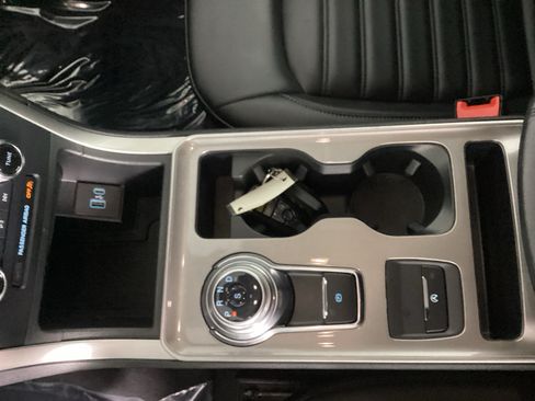 Certified 2023 Ford Edge SEL w/ Convenience Package AWD/4WD image 25