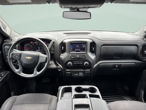 Used 2024 Chevrolet Silverado 2500 Custom w/ Custom Value Package AWD/4WD image 21
