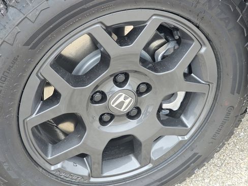 New 2025 Honda Pilot TrailSport image 11