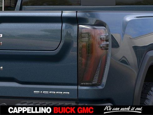 New 2026 GMC Sierra 2500 Denali w/ Denali Reserve Package AWD/4WD image 11