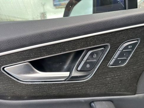 Used 2021 Audi Q7 3.0T Premium Plus w/ Premium Plus Package image 20