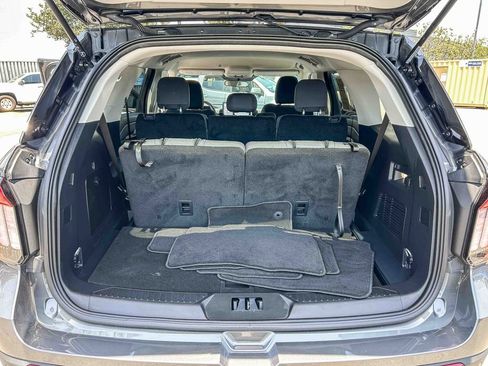 Used 2026 Ford Explorer Active RWD image 32