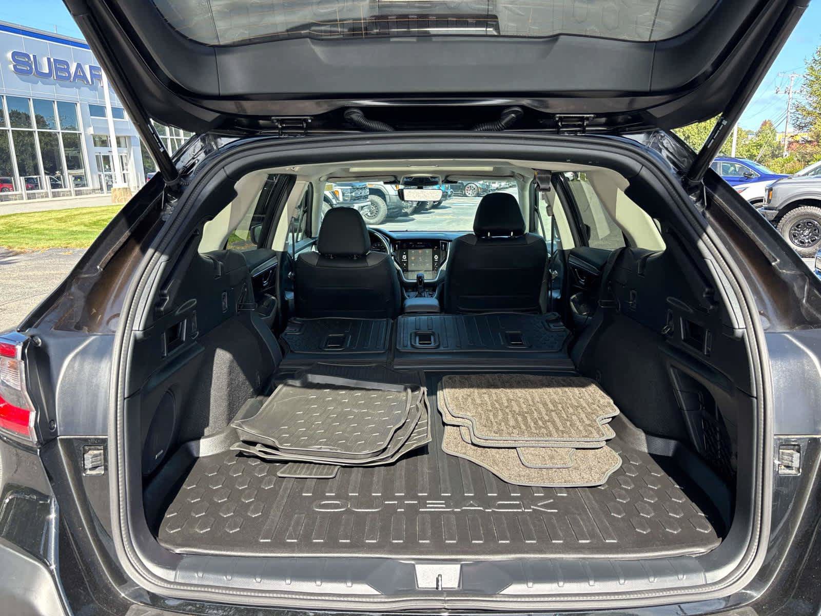 Used 2024 Subaru Outback Onyx Edition XT AWD/4WD image 18