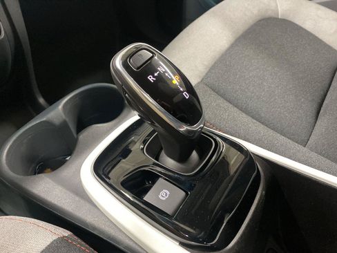 Used 2017 Chevrolet Bolt LT FWD image 20
