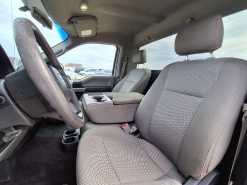 Used 2016 Ford F150 XLT image 11