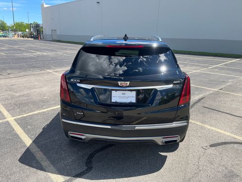 Used 2023 Cadillac XT5 Premium Luxury w/ Technology Package AWD/4WD image 6