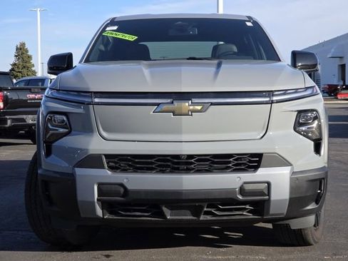 New 2026 Chevrolet Silverado EV LT w/ LPO, Dark Package Plus AWD/4WD image 15