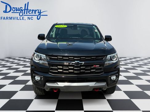 Used 2021 Chevrolet Colorado Z71 w/ Z71 Midnight Edition RWD image 8