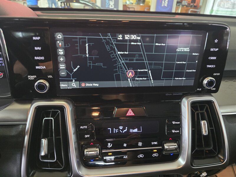 Used 2022 Kia Sorento S AWD/4WD image 31