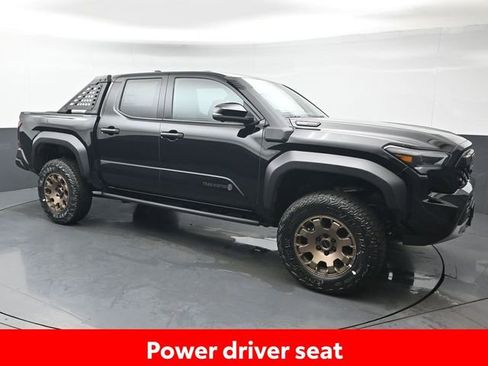 Certified 2025 Toyota Tacoma Trailhunter image 10