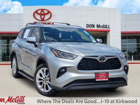 Certified 2025 Toyota Highlander Limited AWD/4WD image 1
