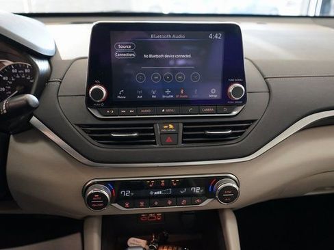 Used 2019 Nissan Altima 2.5 SV image 7