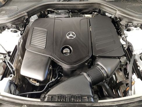 Used 2023 Mercedes-Benz GLC 300 GLC 300 image 31