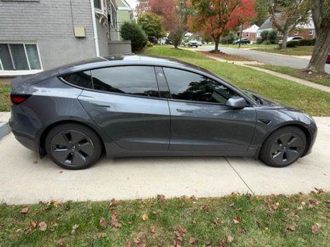 Used 2023 Tesla Model 3 Standard Range RWD image 3