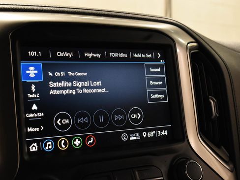 Used 2020 Chevrolet Silverado 1500 LT Trail Boss image 18