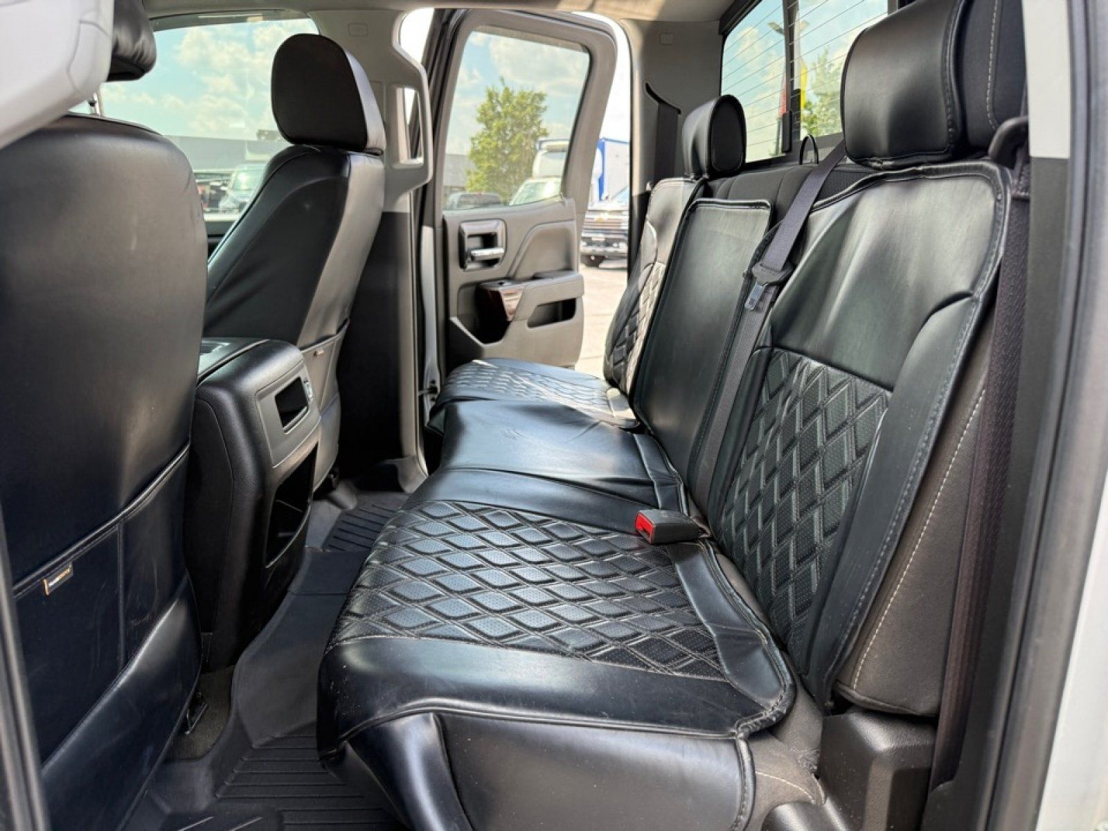 Used 2017 GMC Sierra 1500 SLE w/ Suspension Package, Off-Road AWD/4WD image 29