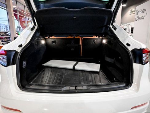 Used 2022 Maserati Levante GT image 21