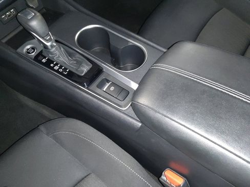 Used 2022 Nissan Altima 2.5 SV image 26