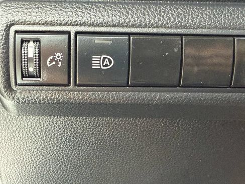 Used 2024 Toyota Corolla LE FWD image 29