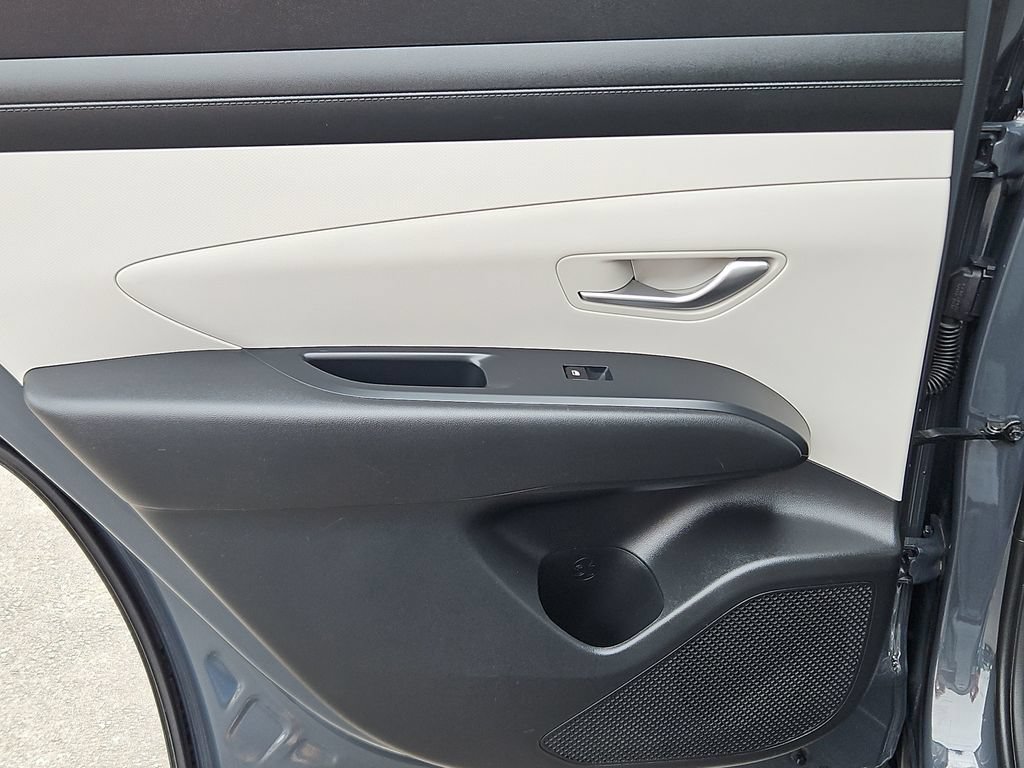 Used 2025 Hyundai Tucson SEL FWD image 29