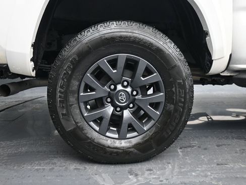 Used 2023 Toyota Tacoma SR5 image 10