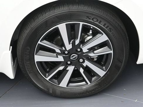 New 2025 Nissan Versa SV w/ Trunk Package FWD image 6