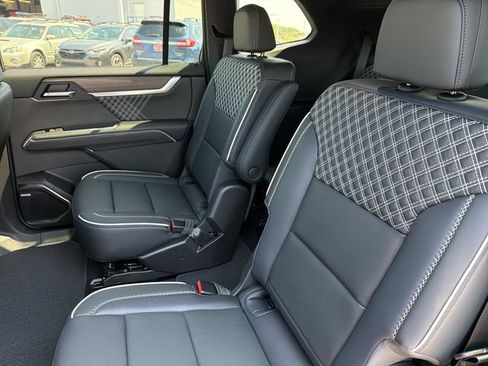 New 2026 GMC Acadia Denali w/ Super Cruise Package AWD/4WD image 19
