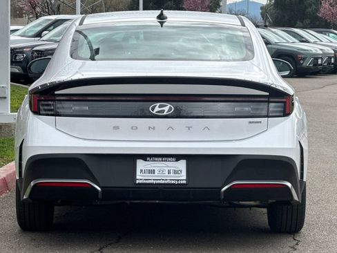 New 2026 Hyundai Sonata Blue image 5