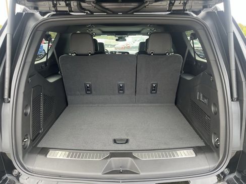 New 2026 Chevrolet Suburban Premier w/ Sun And Tow Package image 5