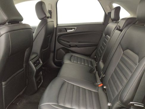 Used 2024 Ford Edge SEL image 18