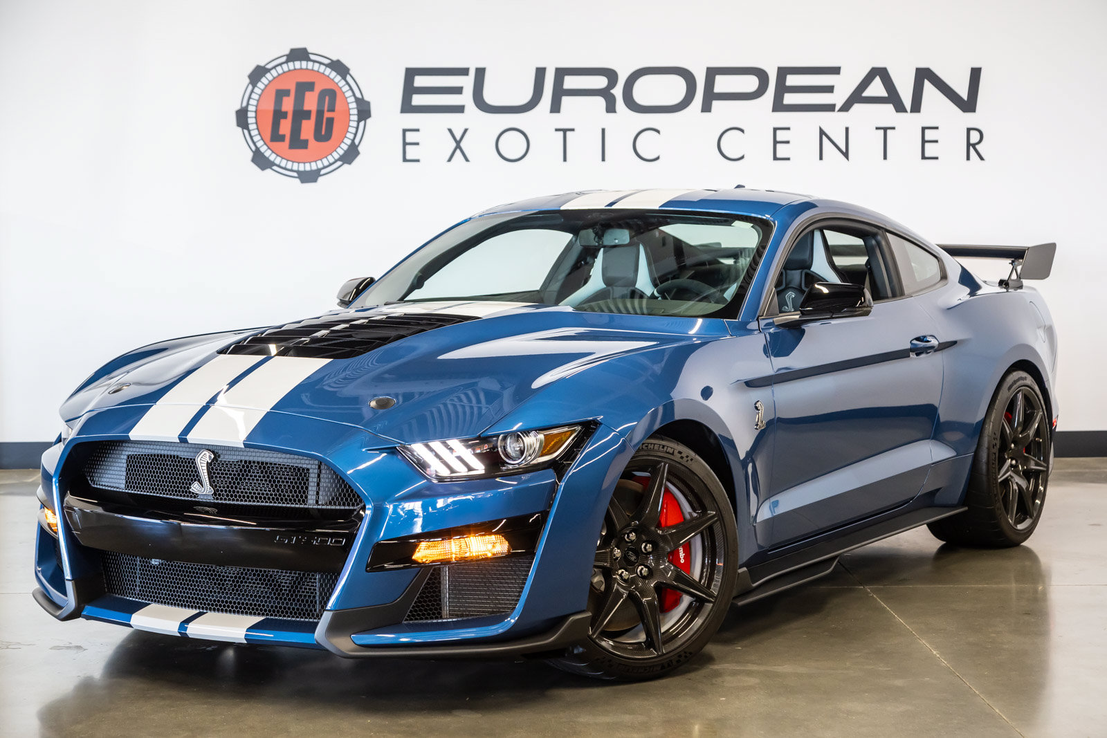 Used 2020 Ford Mustang Shelby GT500 w/ Carbon Fiber Track Pack RWD image 5