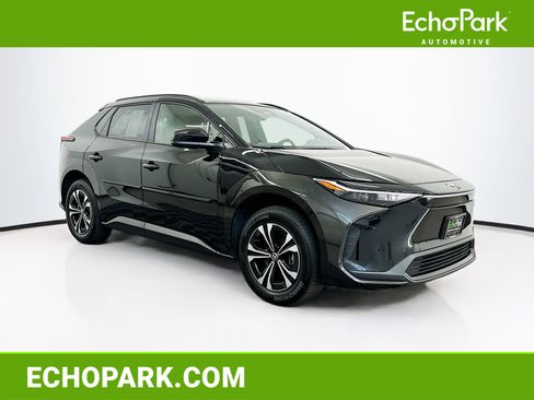 Used 2024 Toyota bZ4X XLE w/ Weather Package image 1