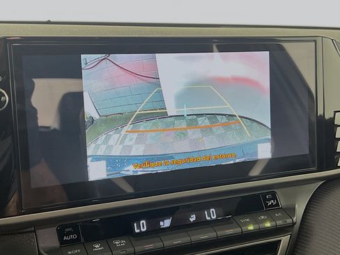 Used 2025 Toyota Camry SE w/ Multimedia Upgrade Package image 28