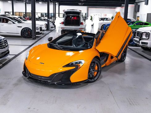 Used 2015 McLaren 650S Spider RWD image 79