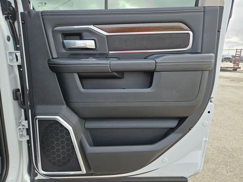 Used 2024 RAM 2500 Laramie image 26
