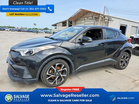 Used 2018 Toyota C-HR XLE FWD image 1