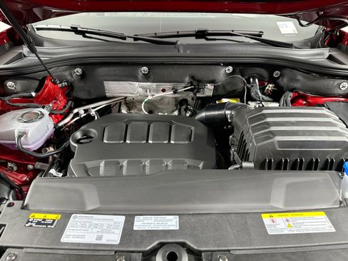 Certified 2025 Volkswagen Atlas SEL Premium R-Line image 22