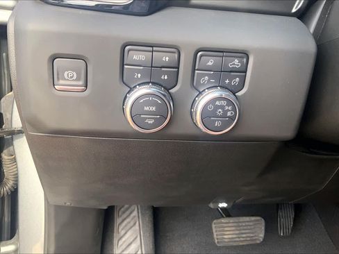 Used 2025 GMC Sierra 1500 Denali Ultimate AWD/4WD image 33