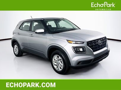 Used 2025 Hyundai Venue SE