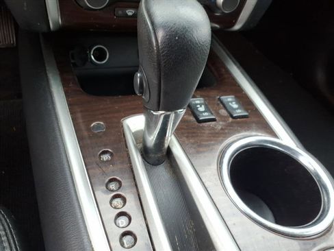 Used 2016 Nissan Pathfinder SL w/ Trailer Tow Package image 32