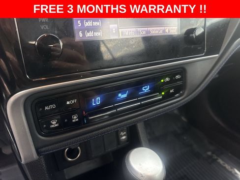 Used 2018 Toyota Corolla SE FWD image 20