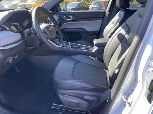 New 2026 Jeep Compass Latitude AWD/4WD image 23