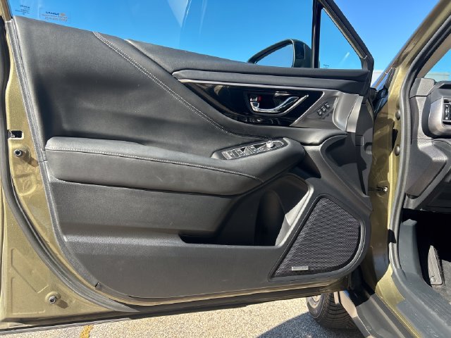 Used 2020 Subaru Outback Limited AWD/4WD image 13