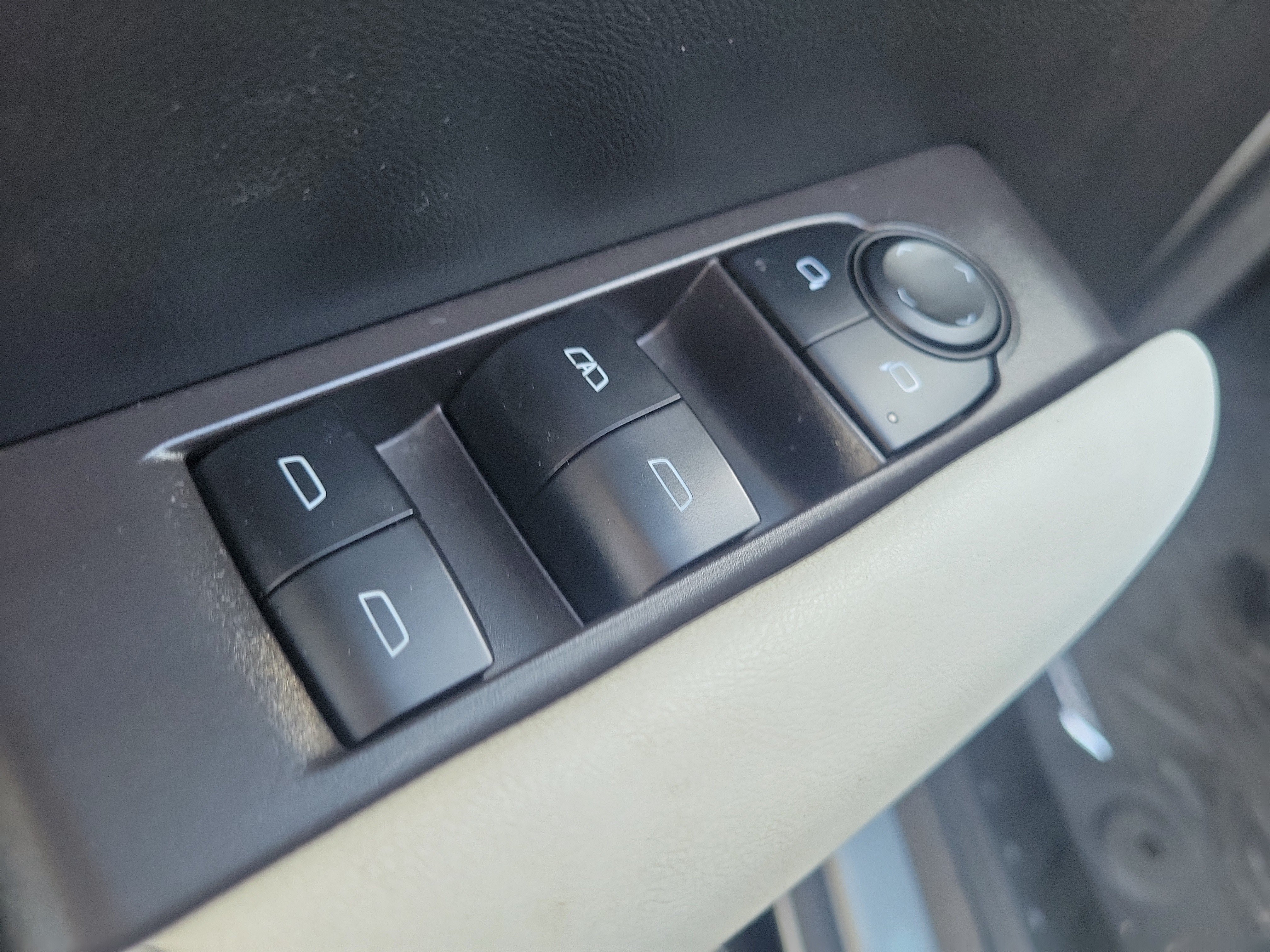 Used 2024 GMC Canyon AT4X AWD/4WD image 19