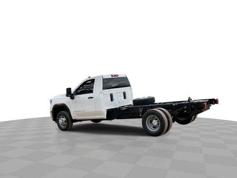 New 2026 GMC Sierra 3500 Pro w/ Convenience Package image 6