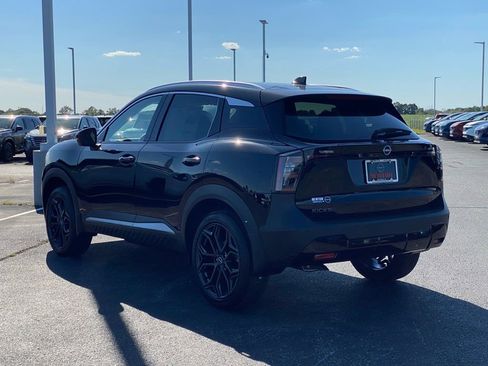 New 2025 Nissan Kicks SR image 6